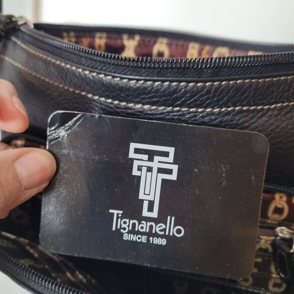Tignanello Carson Black Leather Crossbody Bag With Multiple Pockets & Adjustable - Picture 9 of 12